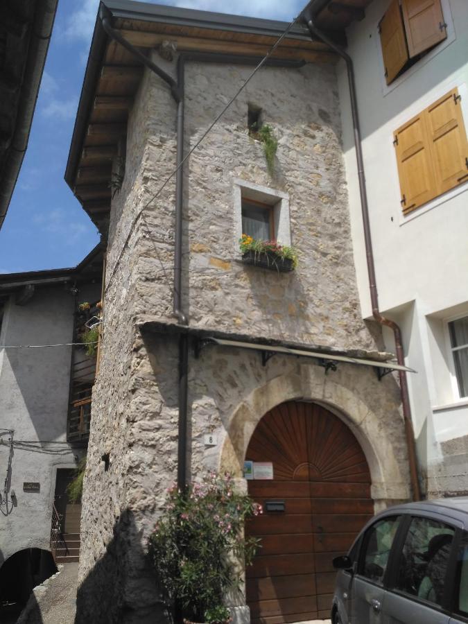 Bed and Breakfast La Cort Di Nonna Rosa à Mori Extérieur photo