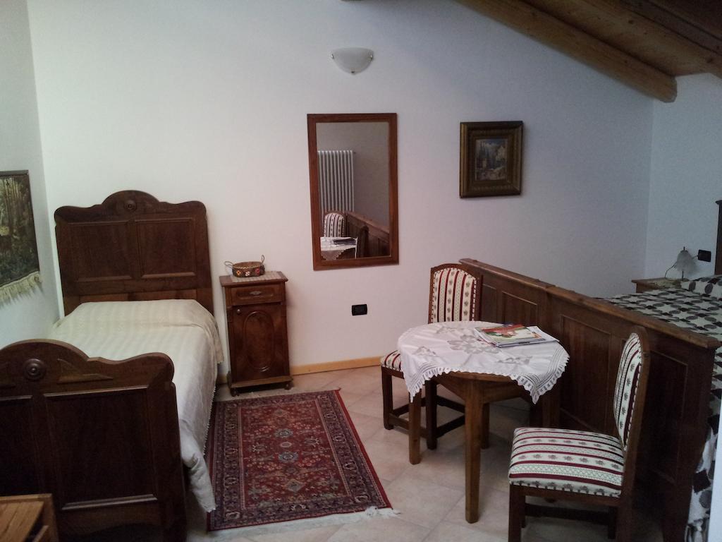 Bed and Breakfast La Cort Di Nonna Rosa à Mori Extérieur photo