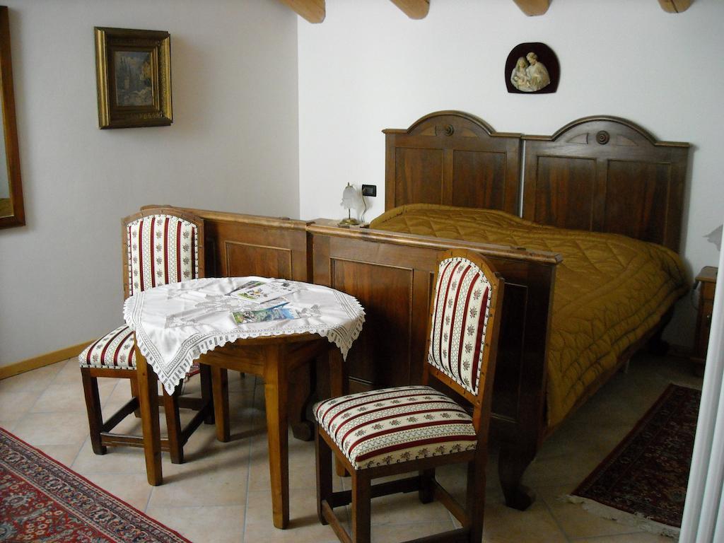 Bed and Breakfast La Cort Di Nonna Rosa à Mori Extérieur photo